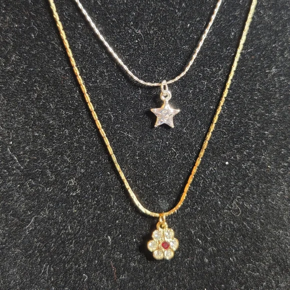 Pendant Necklace Set, Delicate Gold Flower, Silver Star - Picture 6 of 9